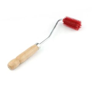 Jež viljuška sa plastičnim crvenim iglama, manji